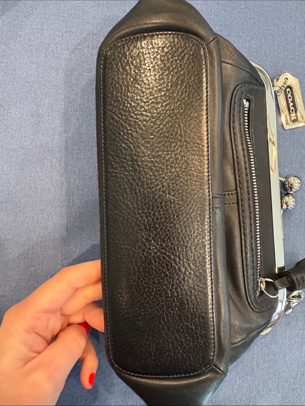 Y2K Coach Black Leather Frame Shoulder Bag with Silver Hardware - Picture 11 of 12